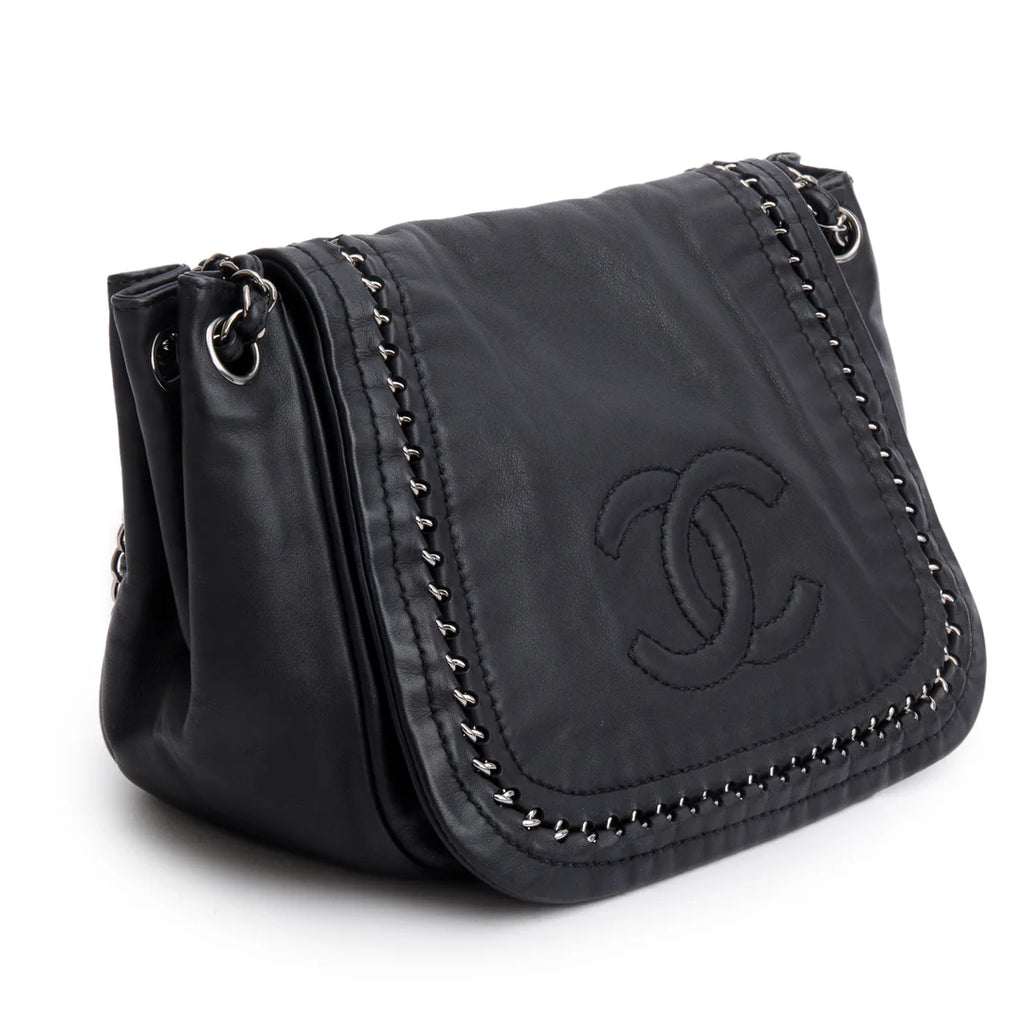 Black Lambskin Luxe Ligne Accordion Flap Bag w/ Authenticity Card