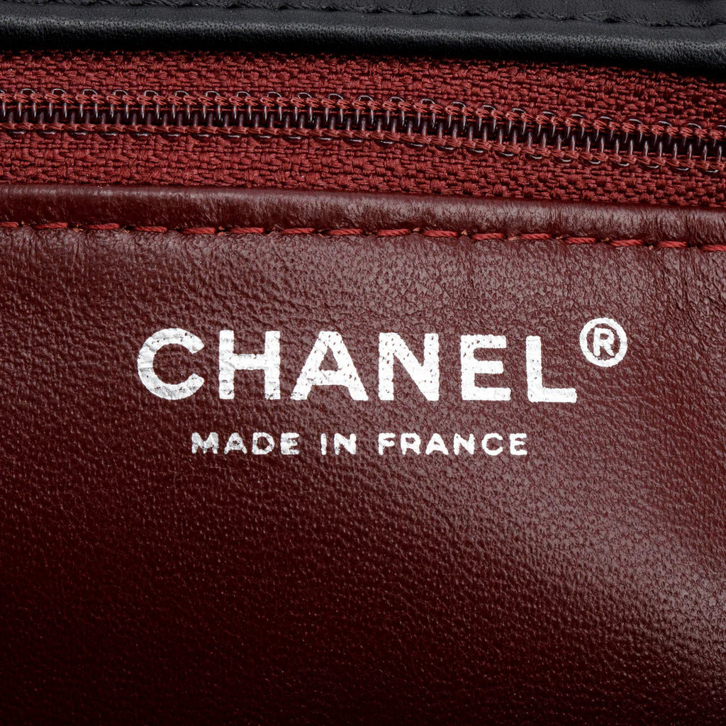 Black Lambskin Luxe Ligne Accordion Flap Bag w/ Authenticity Card