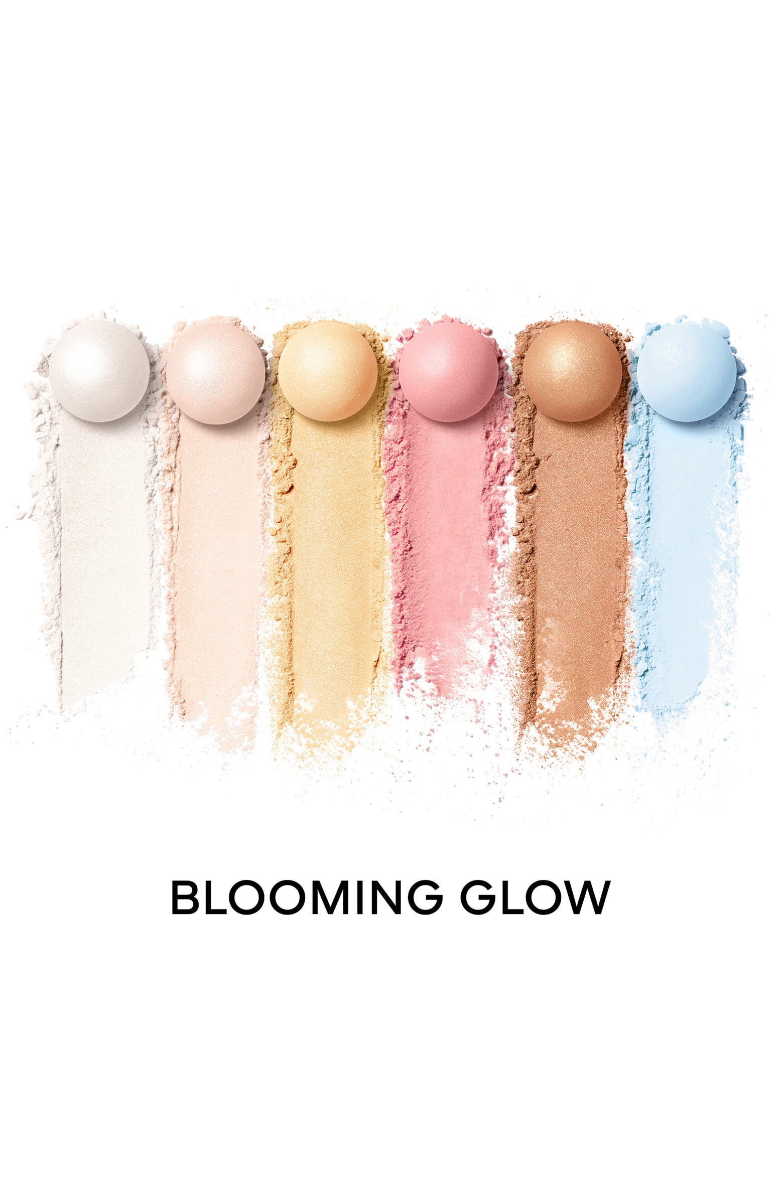 Météorites Blooming Glow Light-Revealing Pearls of Powder