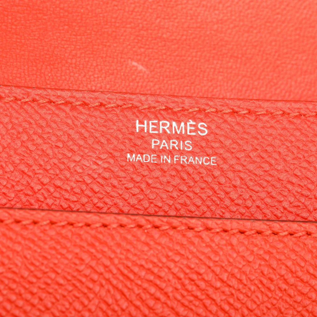 Rouge Tomate Epsom Leather Verrou 23