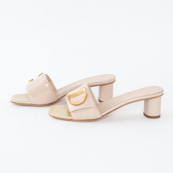 Beige Patent Leather C'est Sandals Size 37.5/39