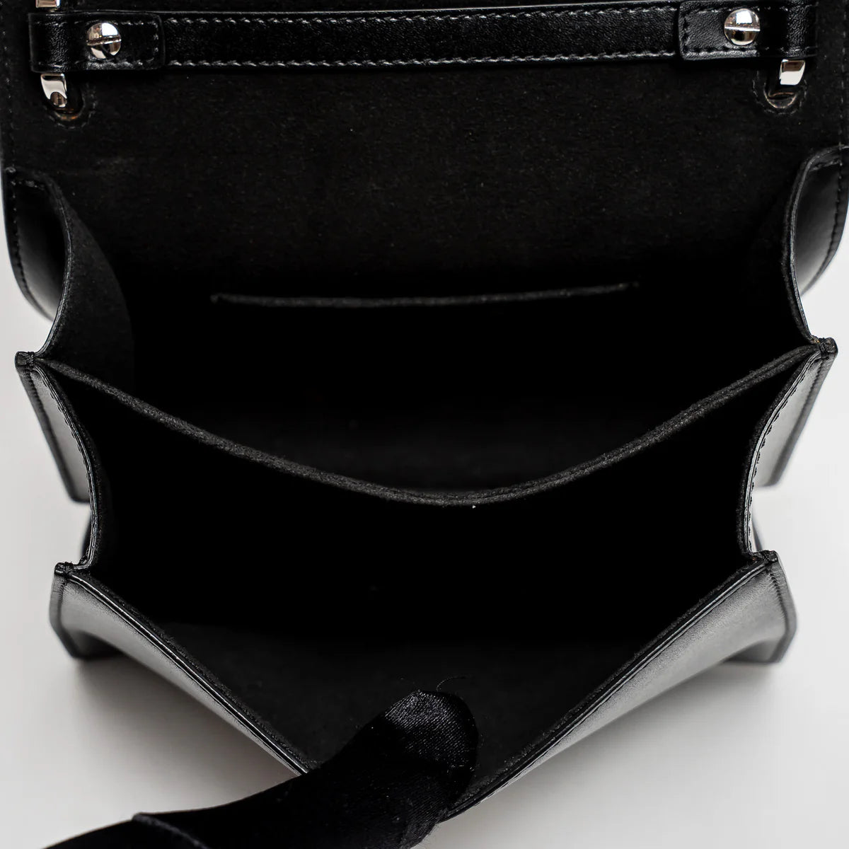 Black Calfskin Leather Kan Monster Chain Bag